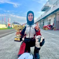 Photo of Sarah Khan 