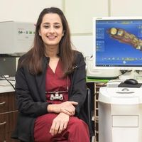 Photo of Dr Tanvi Thaper 