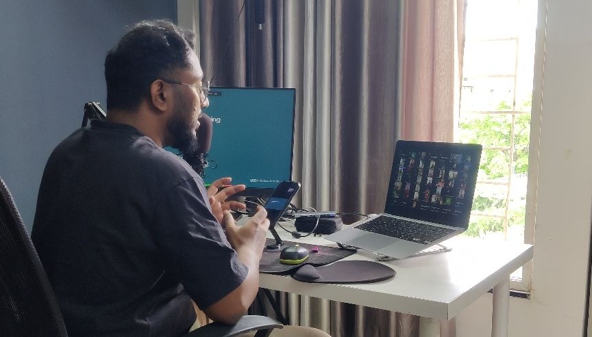  cover image on socialveins portfolio