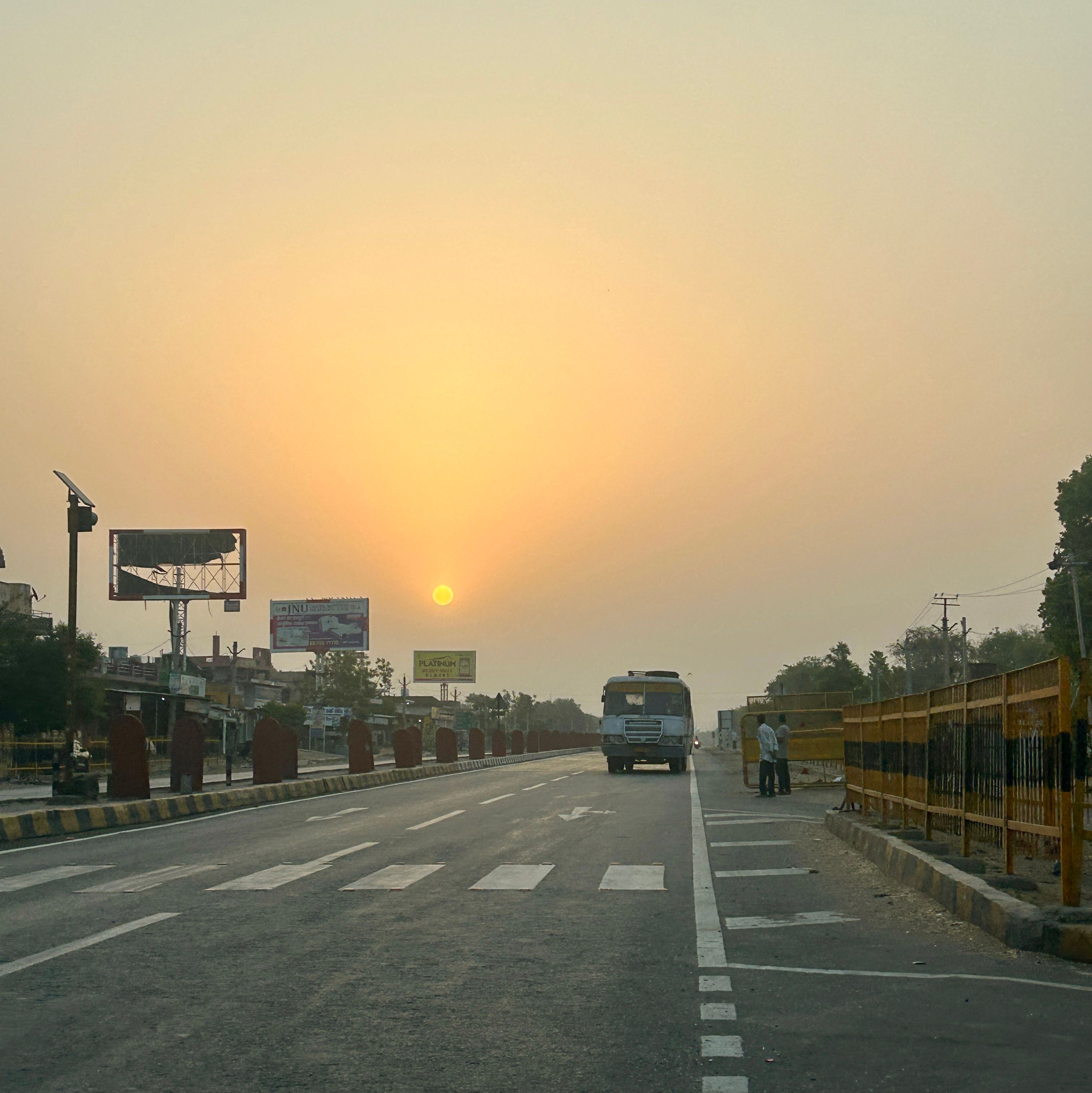 Mayank Goyal cover image on socialveins portfolio