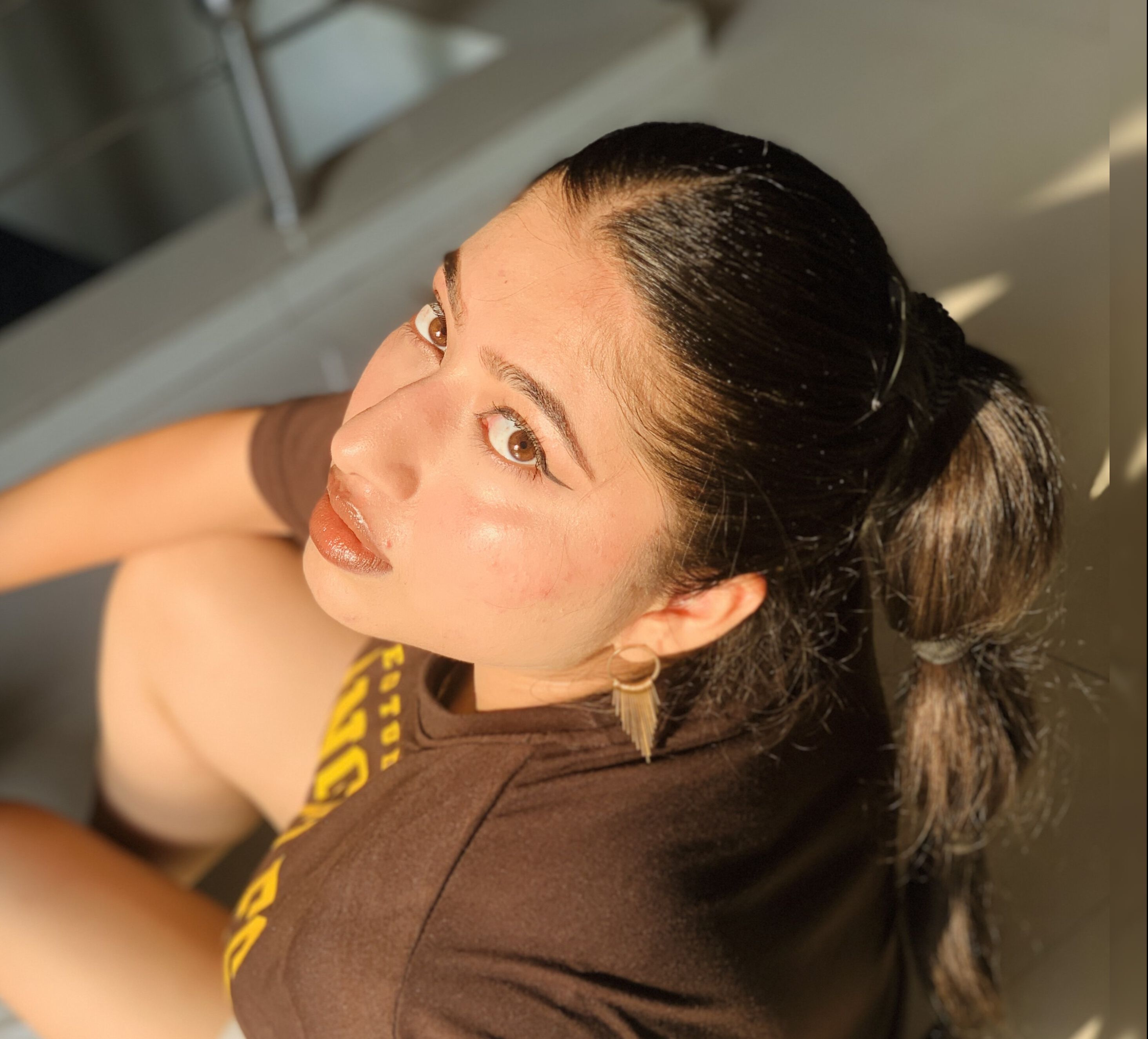 Shagun Kaur cover image on socialveins portfolio