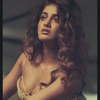 Photo of Dimple Hayathi 