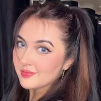 Kanika Bisht - Mumbai, India Instagram influencer profile picture