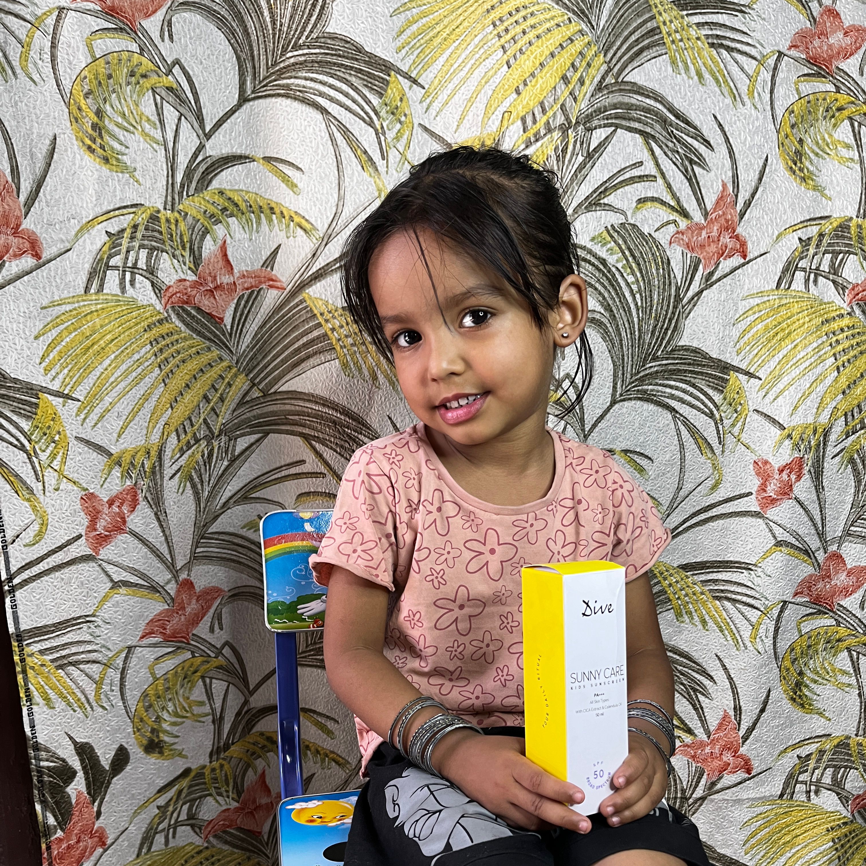 Nisha Nisha cover image on socialveins portfolio