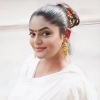 Photo of Premi Vishwanath 