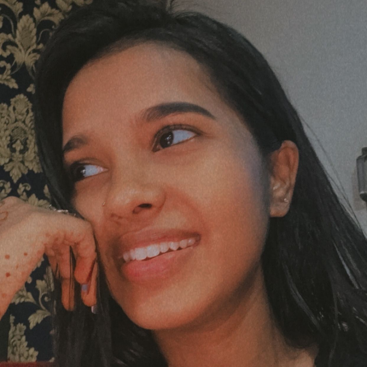 Nidhi Joshi cover image on socialveins portfolio