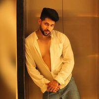 Dr. Rohit Shinde - nan, India Instagram influencer profile picture
