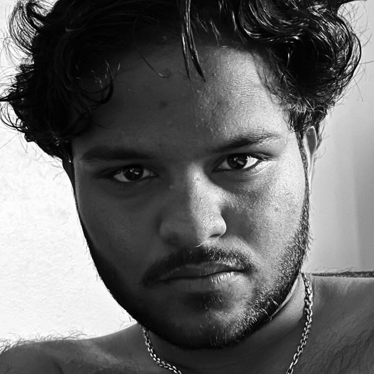 Vitthal pujari cover image on socialveins portfolio