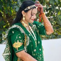 Photo of Nisha 