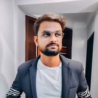 Photo of Jay Nikam 
